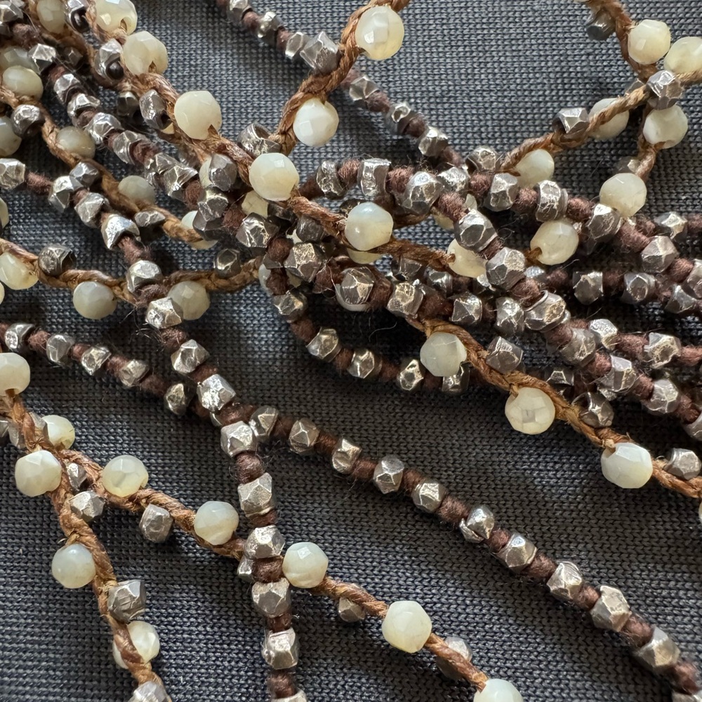 Chan Luu MOP and silver Beaded Necklace. - Picture 5 of 7